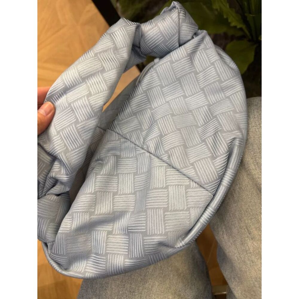 Bottega Veneta Women Pre-Loved Bag Very Good Condition